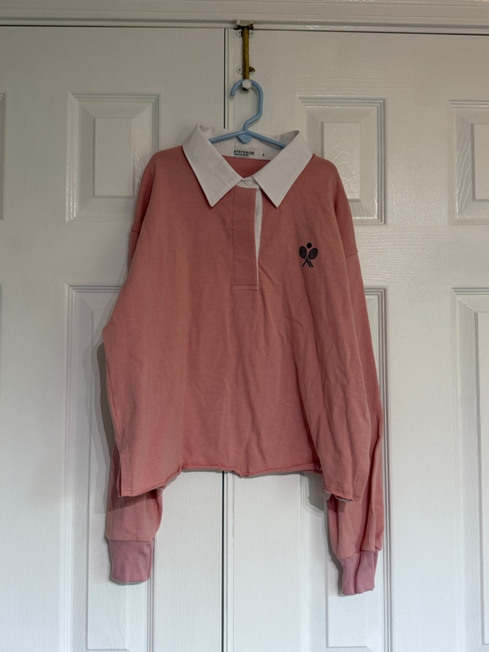 Stateside tennis racquet graphic cropped rugby polo in pink